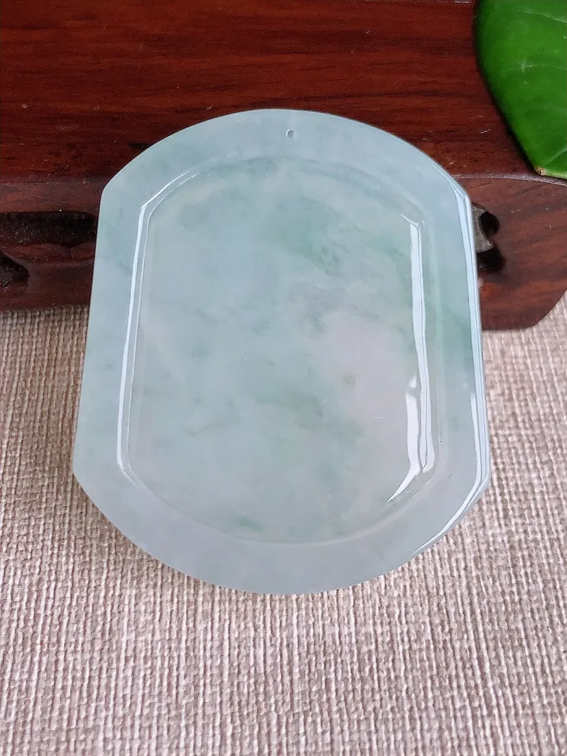 天然A货翡翠飘花生肖虎吊坠尺寸49.8×42×5.2m量27.96g 0608