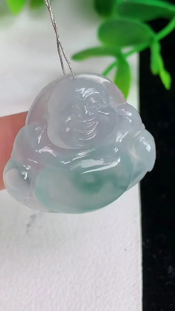 天然A货翡翠飘花佛公吊坠 ，尺寸28.6-29.6-5.7，重量:7.94g
6月9日