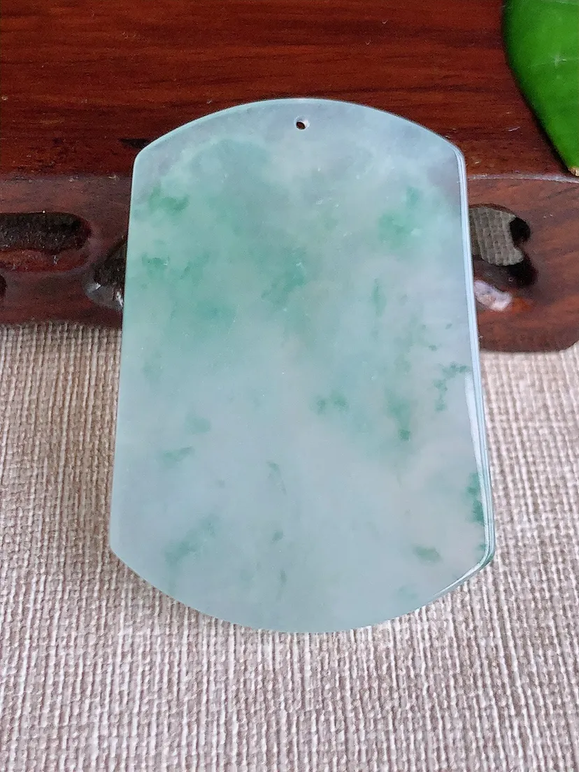 天然A货翡翠飘花意境山水牌吊坠尺寸50×35.3×6m量23.30g 0608
