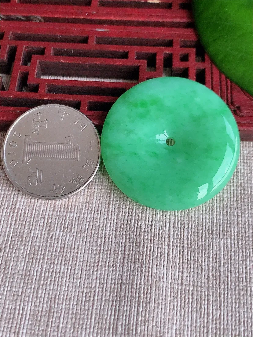 天然A货翡翠满绿平安扣吊坠尺寸34×6m量15.03g 0608