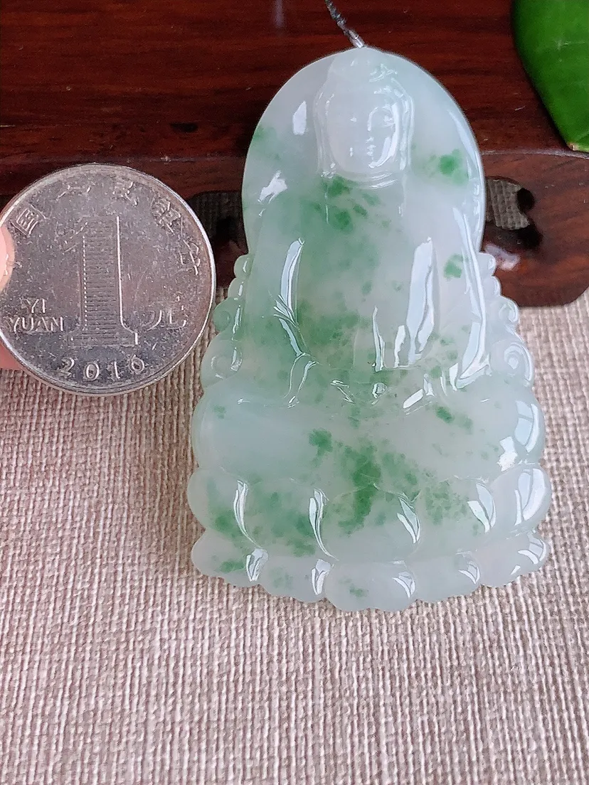 天然A货翡翠飘花观音吊坠尺寸61.2×37.3×5.3m量25.65g 0608