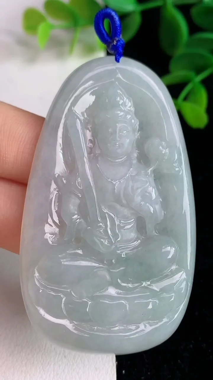 天然A货翡翠飘花虚空藏观音菩萨吊坠 ，尺寸64.2-36.3-5，重量:26.65g
6月9日