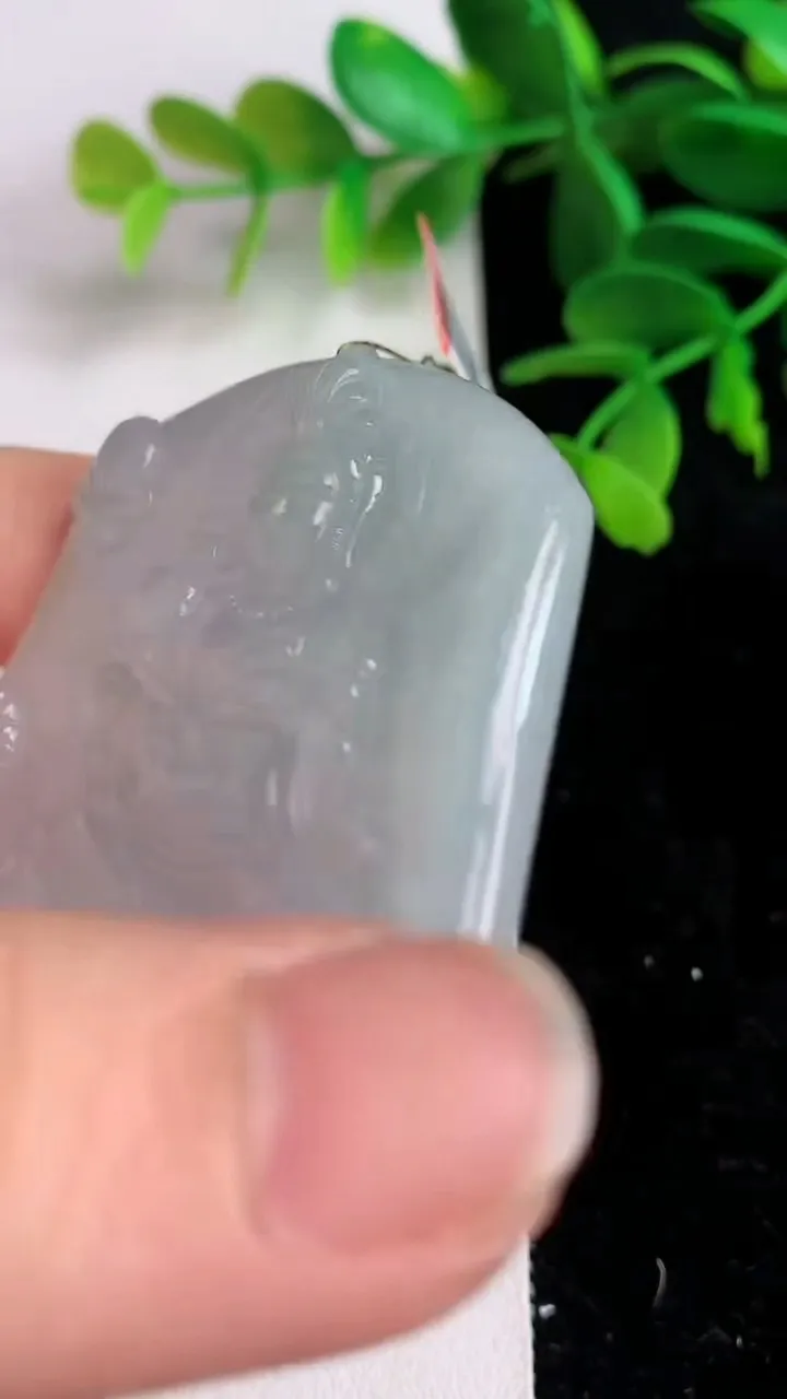 天然A货翡翠普贤菩萨吊坠，尺寸55.3-49-4.7，重量:31.56g
6月10日