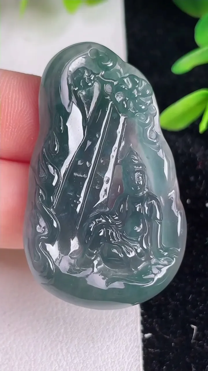 天然A货翡翠蓝水观音菩萨吊坠，尺寸 43.8-27-5，重: 11.46g
6月10日