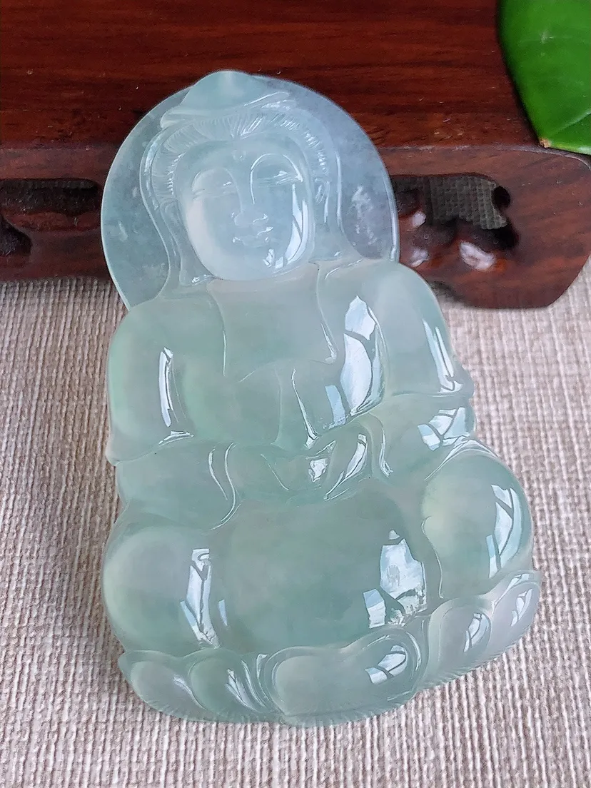 天然A货翡翠晴水大正装观音吊坠尺寸67.6×41.8×5.6m量29.26g 0611