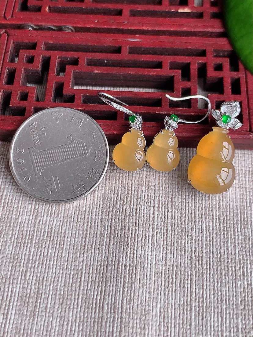 尺寸24×16×11.3×6耳坠10.5×8.3×5mm 重量6.12g 0611