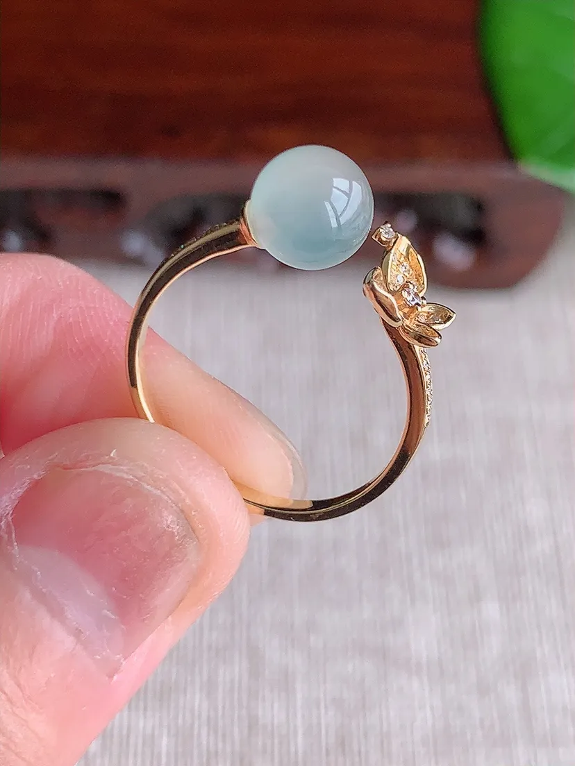 天然A货翡翠18K金伴钻镶嵌圆珠转运珠戒指 圈口17.7裸石尺寸6.8mm 重量2.17g 0612