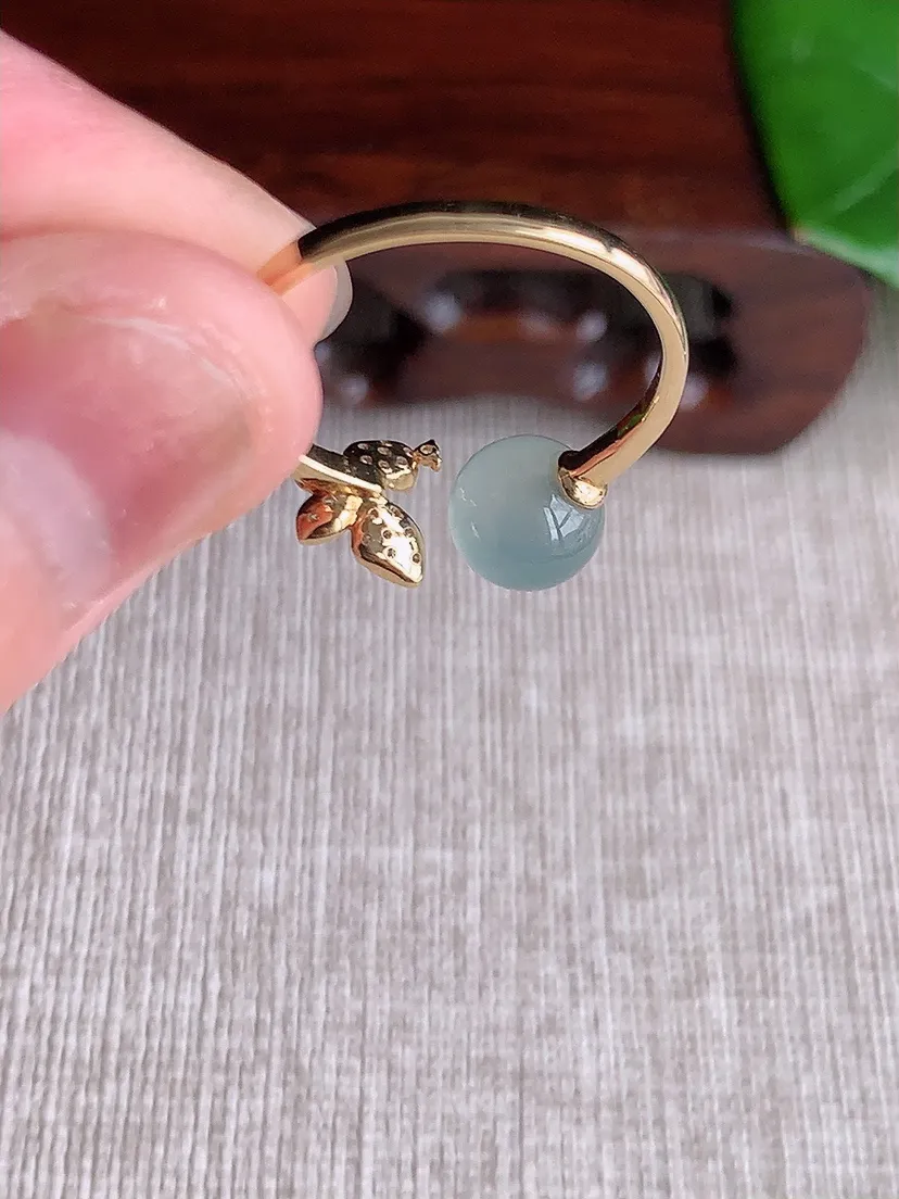 天然A货翡翠18K金伴钻镶嵌圆珠转运珠戒指 圈口17.7裸石尺寸6.8mm 重量2.17g 0612