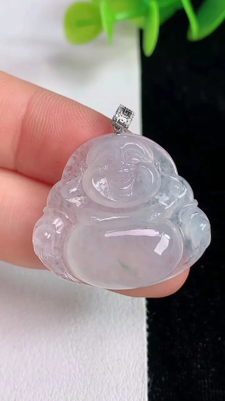 天然A货翡翠佛公吊坠，尺寸24.8-29-5，重量:5.90g
6月13日