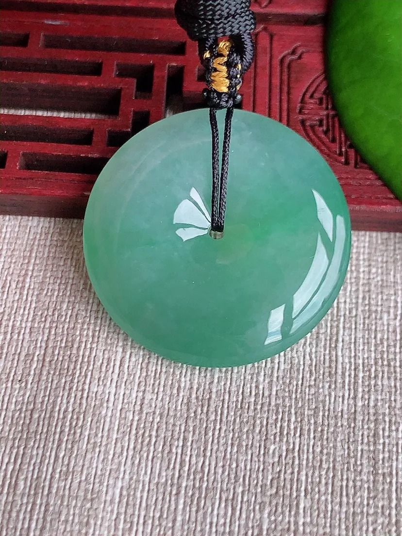 天然A货翡翠晴绿大平安扣吊坠尺寸35.2×6.6m量19.42g 0613