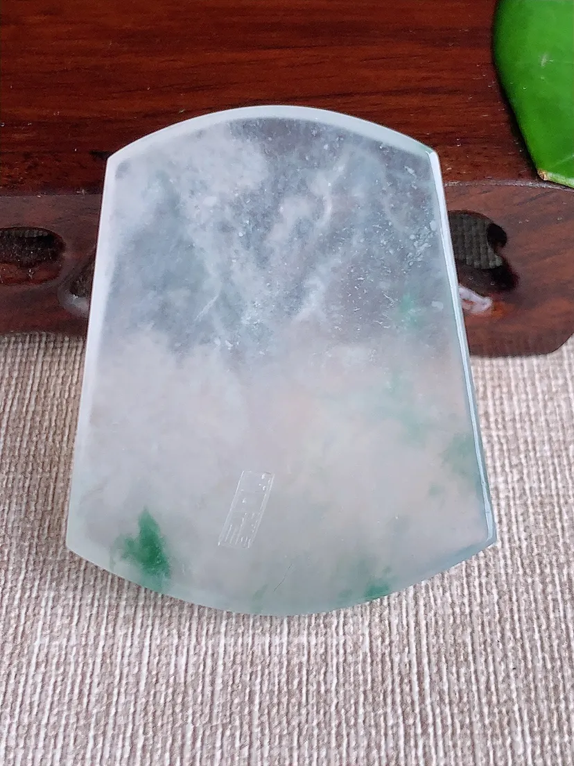 天然A货翡翠飘花一刀切意境山水牌镶嵌件尺寸47×39.5×5m量22.79g 0612