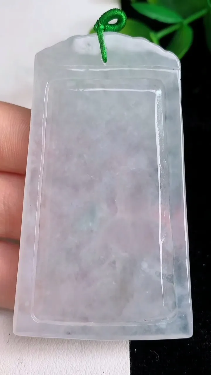 天然A货翡翠文殊菩萨吊坠，尺寸68.5-38-5，重量:29.48g
6月14日