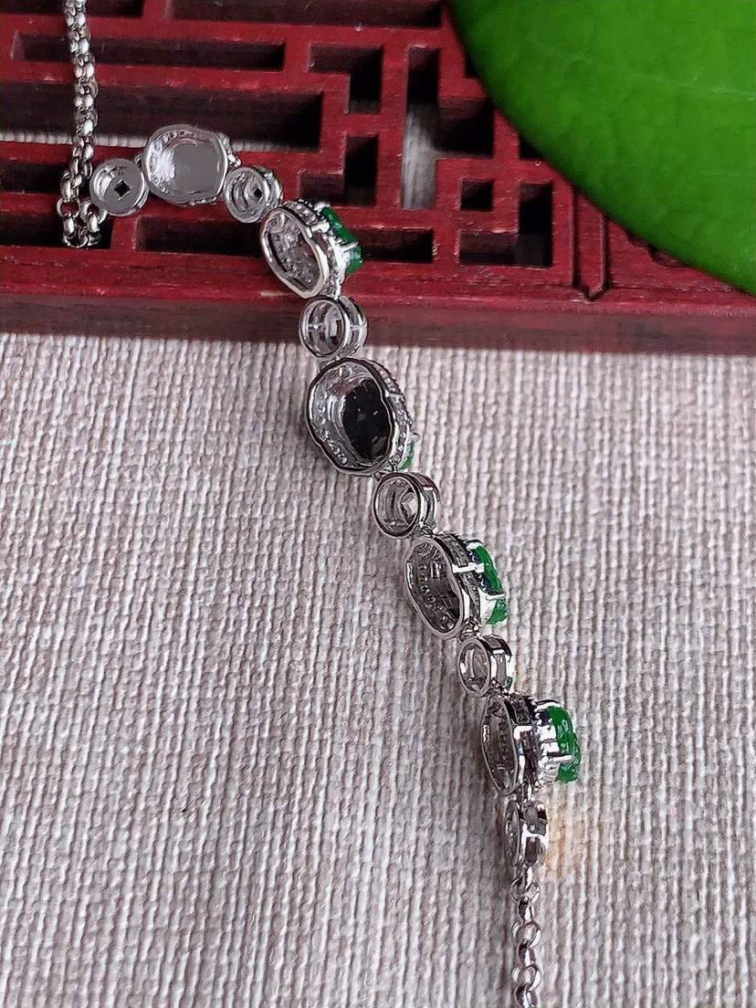 天然A货翡翠冰种18K金伴钻镶嵌满绿招财貔貅手链 尺寸7×5×4.8mm 重量4.62g 0613