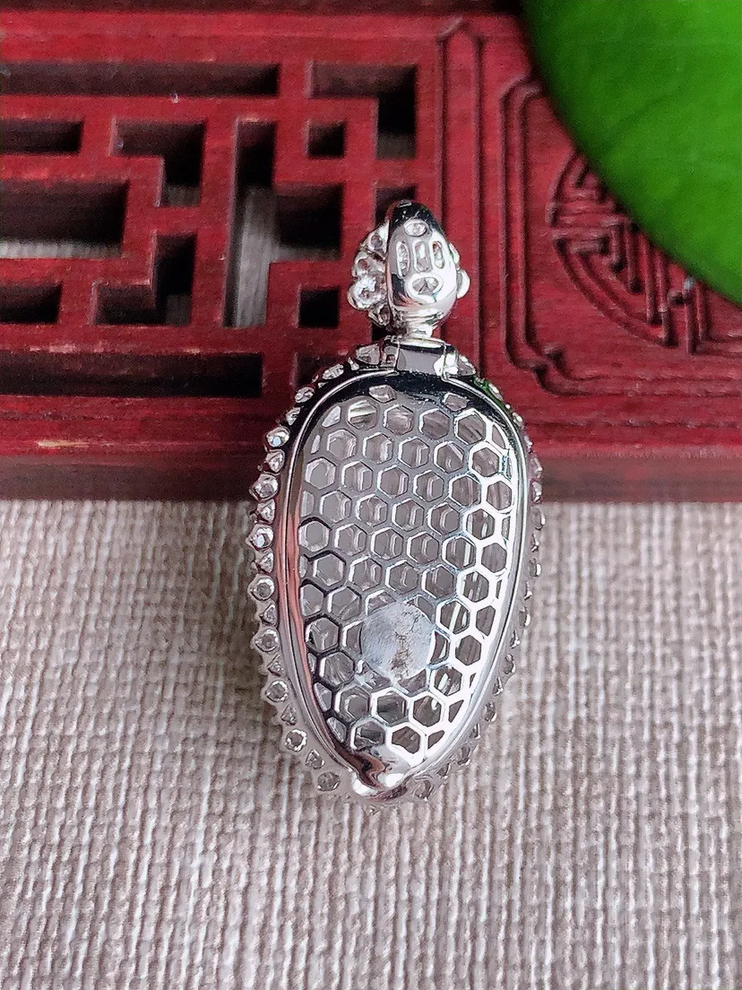 天然A货翡翠18K金伴飘绿叶子金枝玉叶吊坠尺寸32.3×15.7×9裸石20×11.5m量5.35g