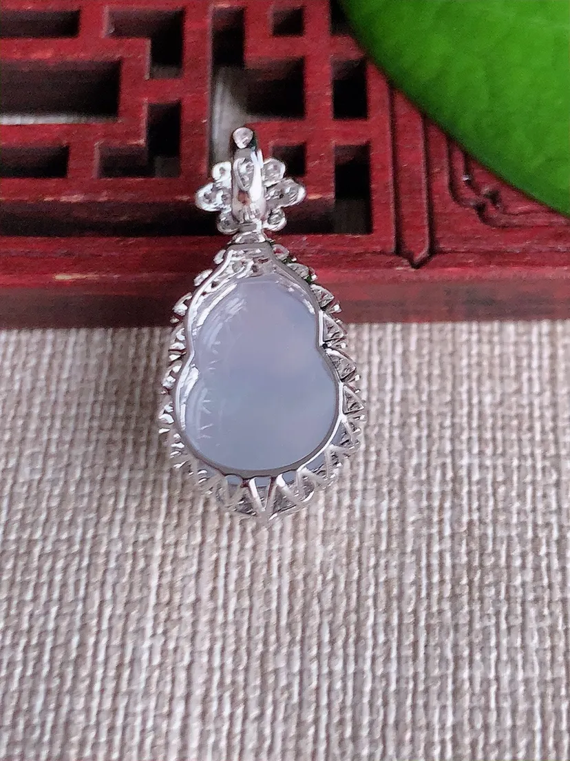 天然A货翡翠18K金伴紫罗兰葫芦吊坠尺寸25.8×12.8×9裸石13.7×10.2m量2.53g 