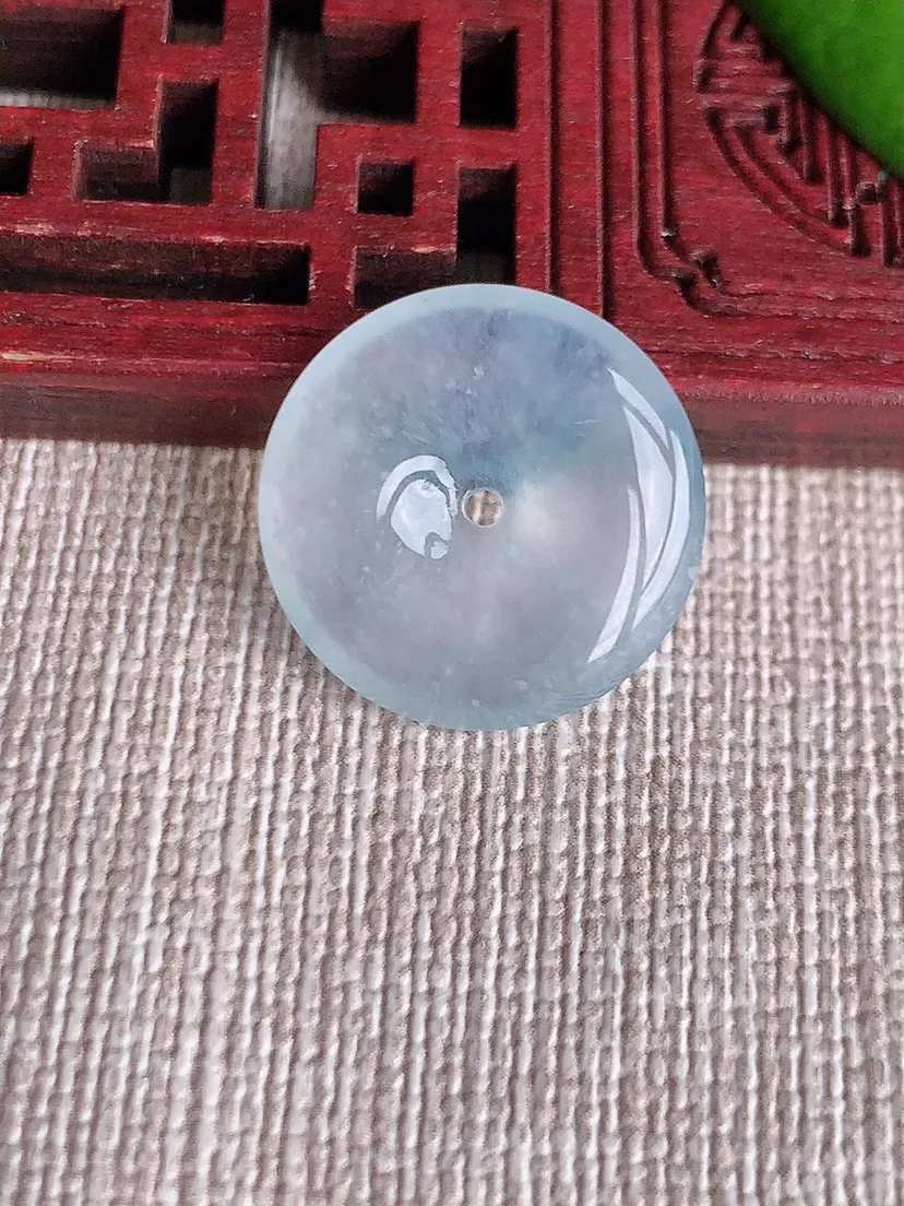 天然A货翡翠白月光平安扣吊坠尺寸18×4m量2.80g 0615