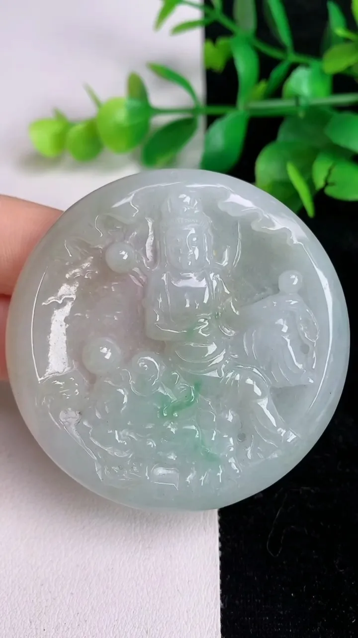 天然A货翡翠文殊菩萨吊坠，尺寸56.3-5.2，重:32.41g
6月16日