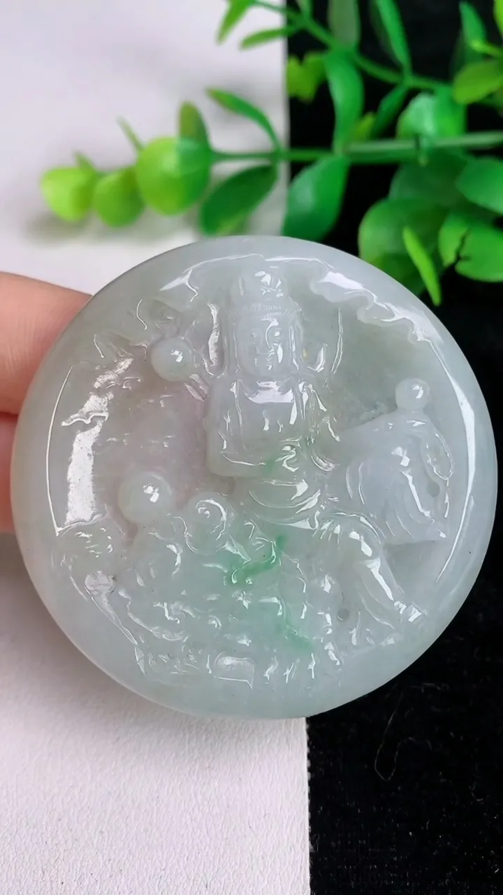 天然A货翡翠文殊菩萨吊坠，尺寸56.3-5.2，重:32.41g
6月16日