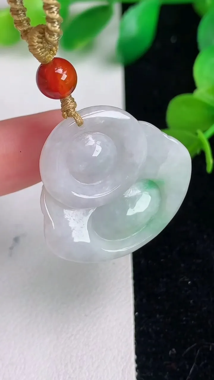 天然A货翡翠佛公吊坠，尺寸27-29-12.8，重:13.18g
6月16日