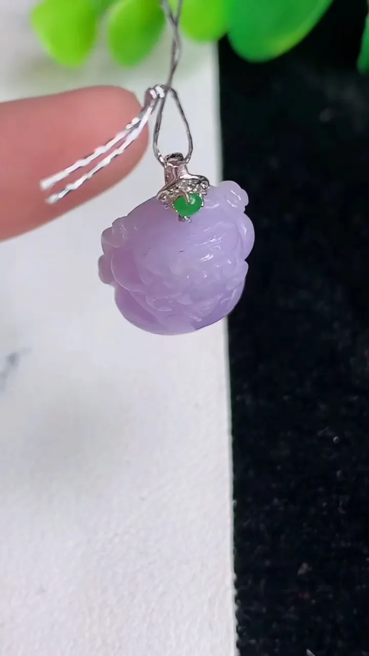 天然A货翡翠18k金紫罗兰貔貅吊坠，尺寸17.6-14-9，重量:4.50g
6月17日