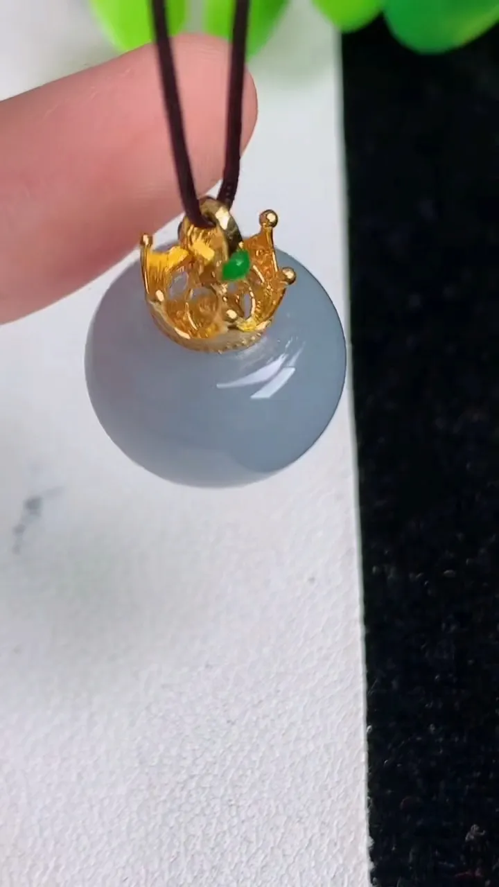 天然A货翡翠18k金紫罗兰路路通吊坠，尺寸16.3-11，重量:7.10g
6月17日