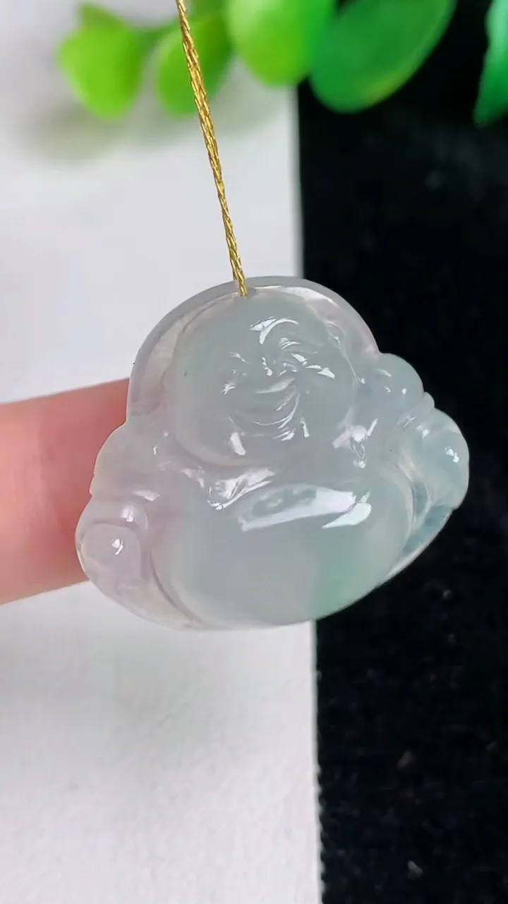 天然A货翡翠佛公吊坠，尺寸24.5-26.8-5.8，重量:5.86g
6月17日