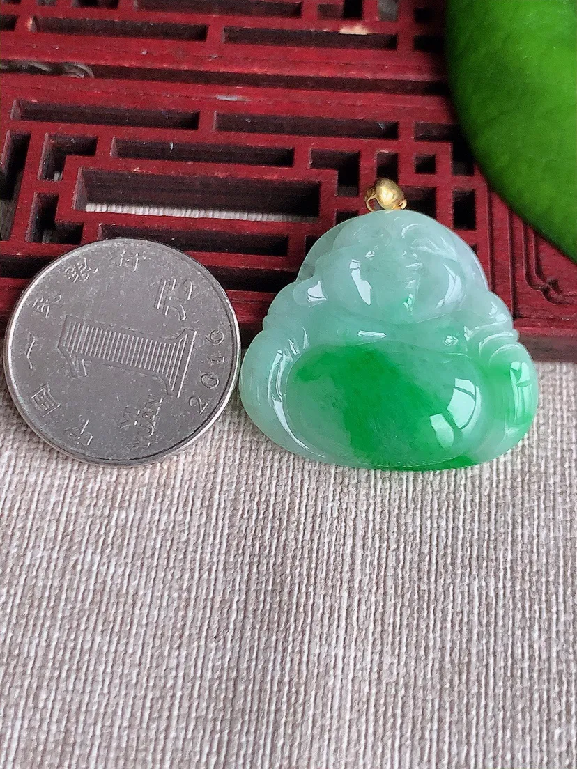 天然A货翡翠18K金扣头飘阳绿佛公吊坠 尺寸27×31.4×5.8m量9.30g 0617