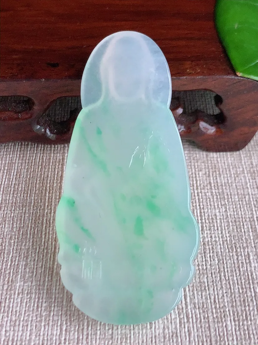 天然A货翡翠飘绿送子观音吊坠尺寸62×39.2×6.5m量24.34g 0617