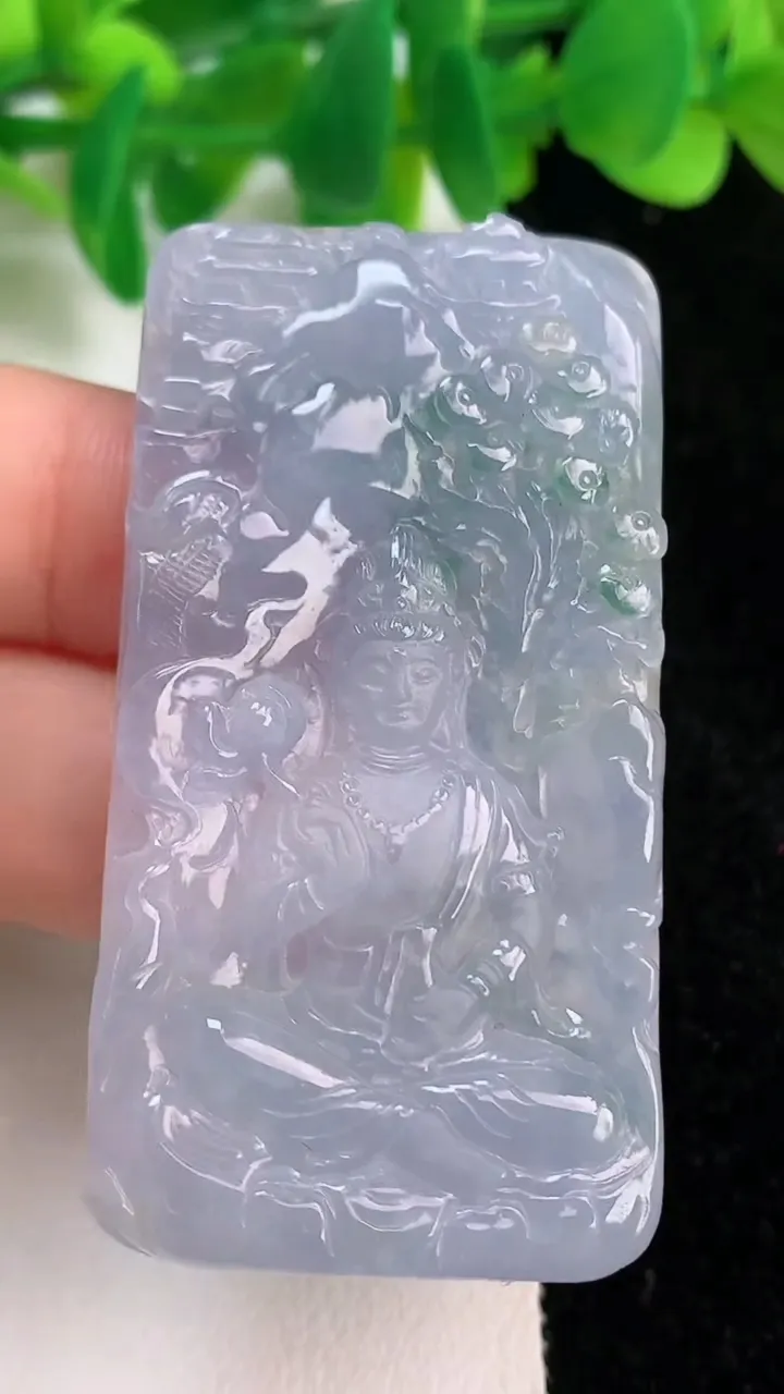 天然A货翡翠紫罗兰大势至观音菩萨吊坠，尺寸55-28.6-5.5，重量:23.48g
6月18日