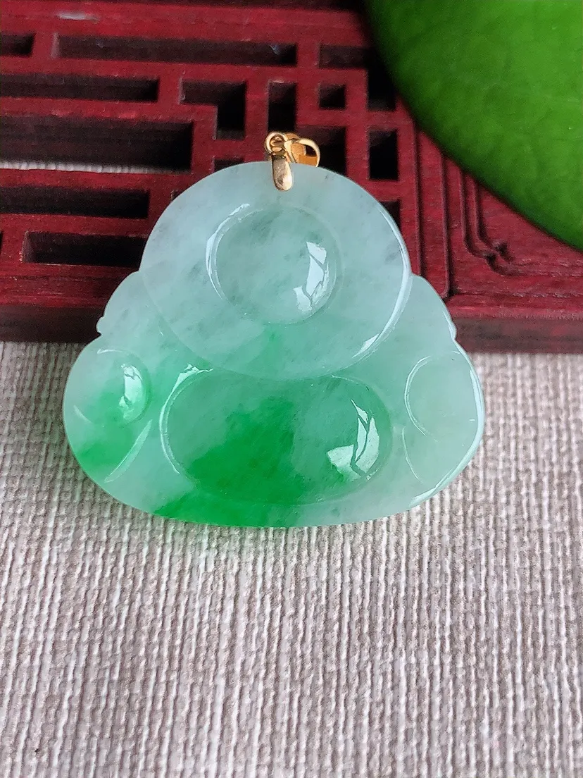 天然A货翡翠18K金扣头飘阳绿佛公吊坠 尺寸27×31.4×5.8m量9.30g 0617