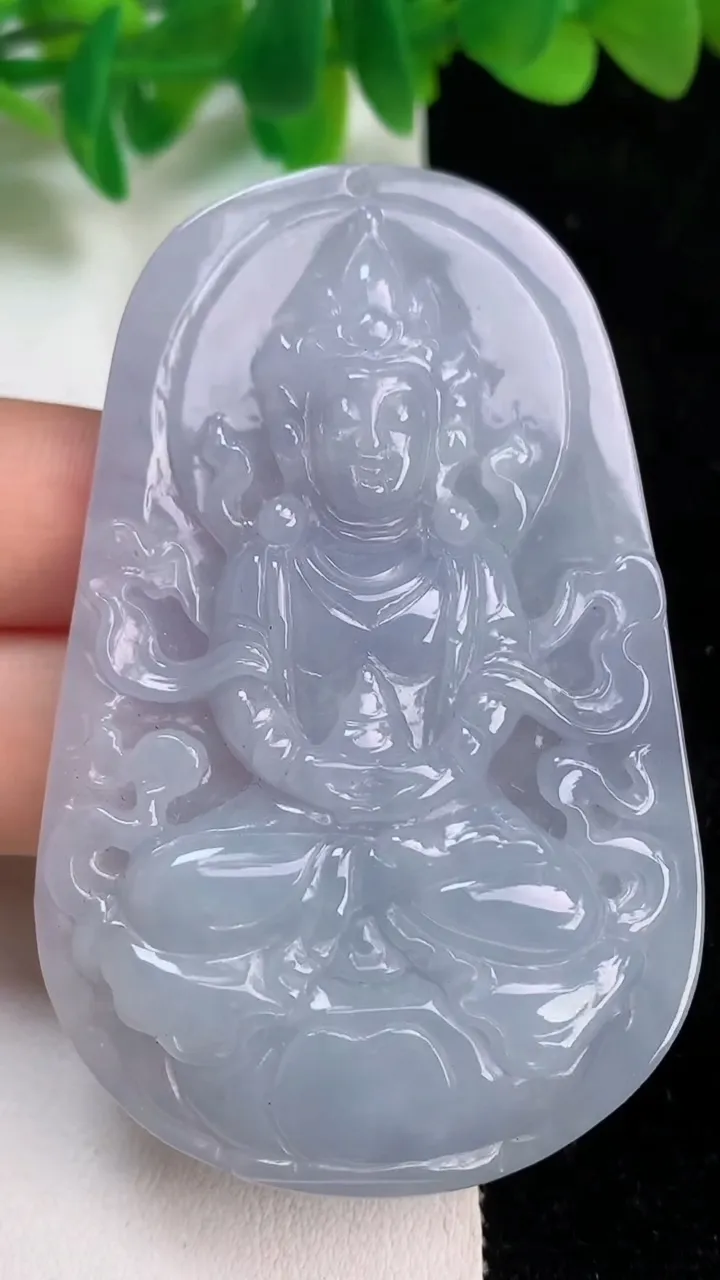 天然A货翡翠紫罗兰度母观音菩萨吊坠，尺寸66-43-7，重:36.92g
6月18日