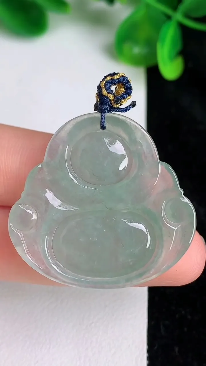 天然A货翡翠佛公吊坠，尺寸32.5-34.5-5.4，重量:8.98g
6月19日