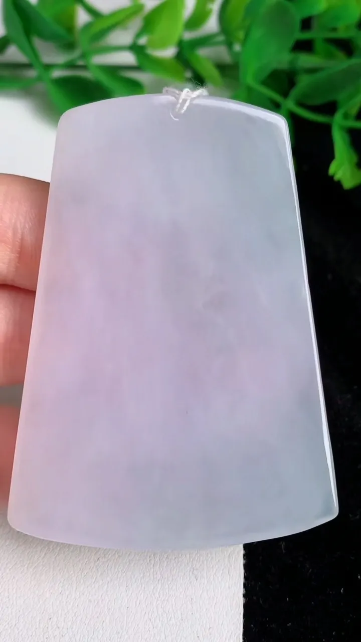 天然A货翡翠紫罗兰祥龙大势至观音菩萨吊坠，尺寸67-48.8-6，重量:42.0g
6月19日