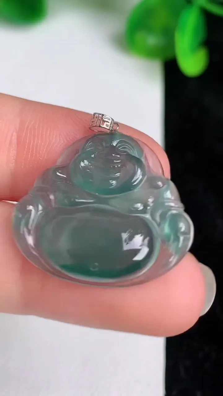 天然A货翡翠18k金蓝水佛公吊坠，尺寸21.6-24.4，重量:3.00g
6月20日