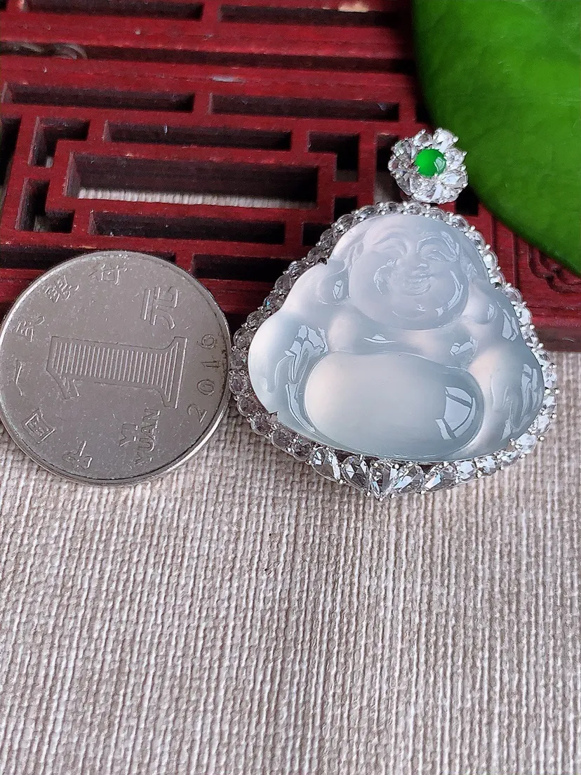 天然A货翡翠18K金伴白月光佛公吊坠尺寸38×32.5×11.7裸石23.6×28.7m量14.56g 0619