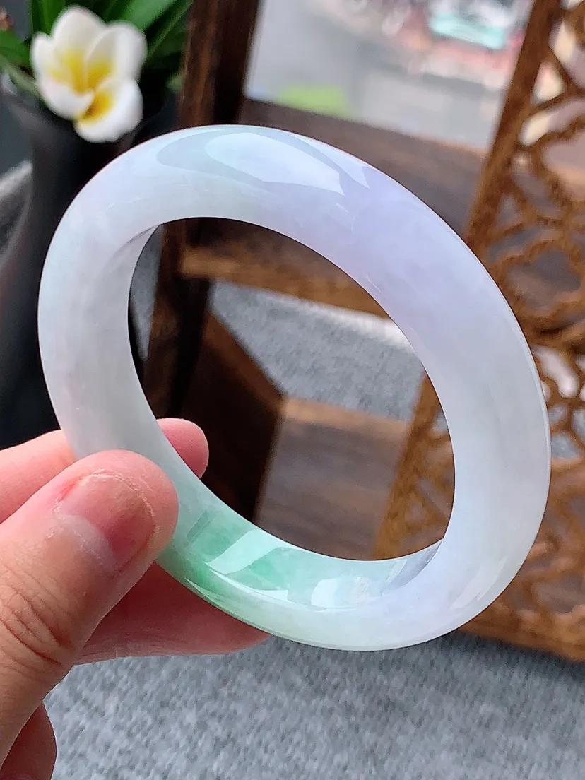 天然A货翡翠春彩紫罗兰飘绿正装正圈手镯53-54圈口 尺寸53.3×12×8mm 重量59.94g 0619
