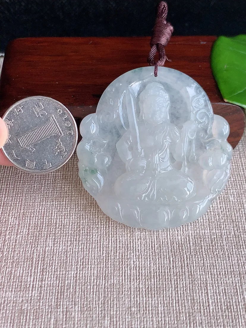 天然A货翡翠飘花不动明王吊坠尺寸52.7×50×5.7m量26.32g 0620