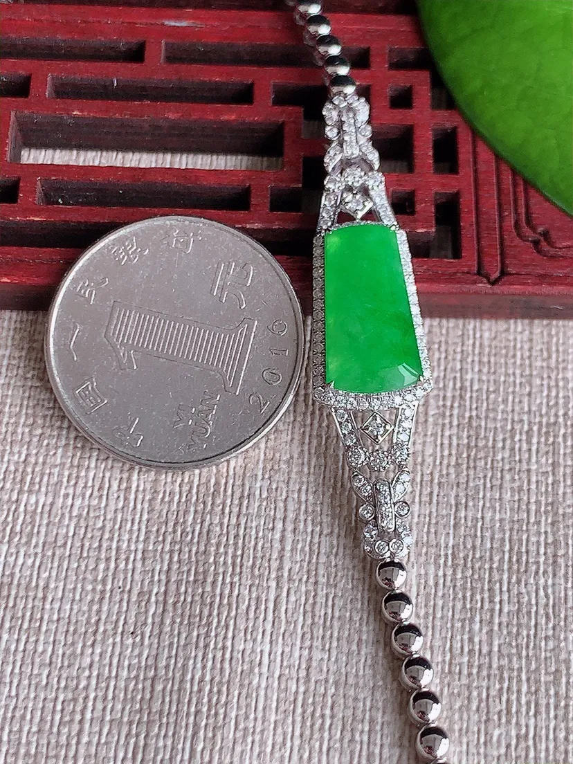 天然A货翡翠冰种18K金伴钻镶嵌阳绿无事牌手链 尺寸16×8.2×6mm 重量10.65g 0619