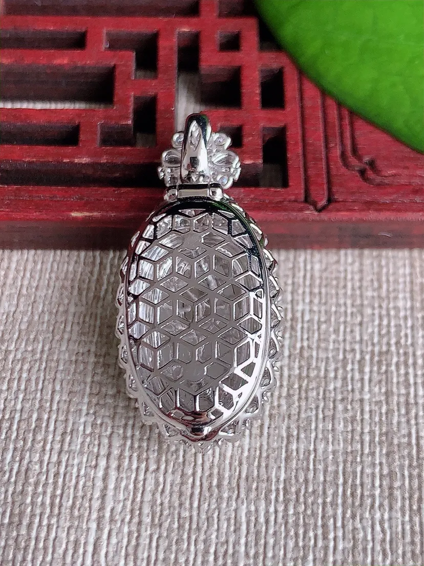天然A货翡翠18K金伴阳绿叶子金枝玉叶吊坠尺寸32.6×15.3×9.5裸石18.7×11m量5.1