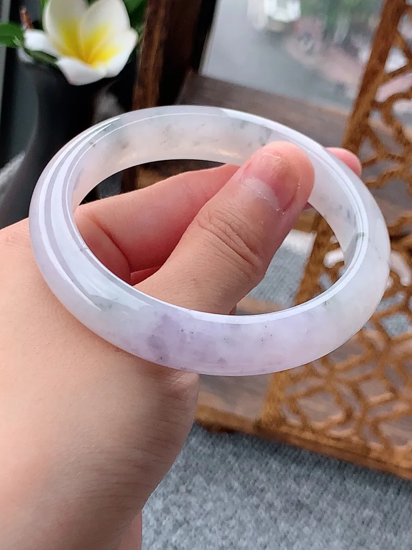 天然A货翡翠紫罗兰飘花正装正圈手镯57-58圈口 尺寸57.5×12×7.7mm 重量57.03g 0620