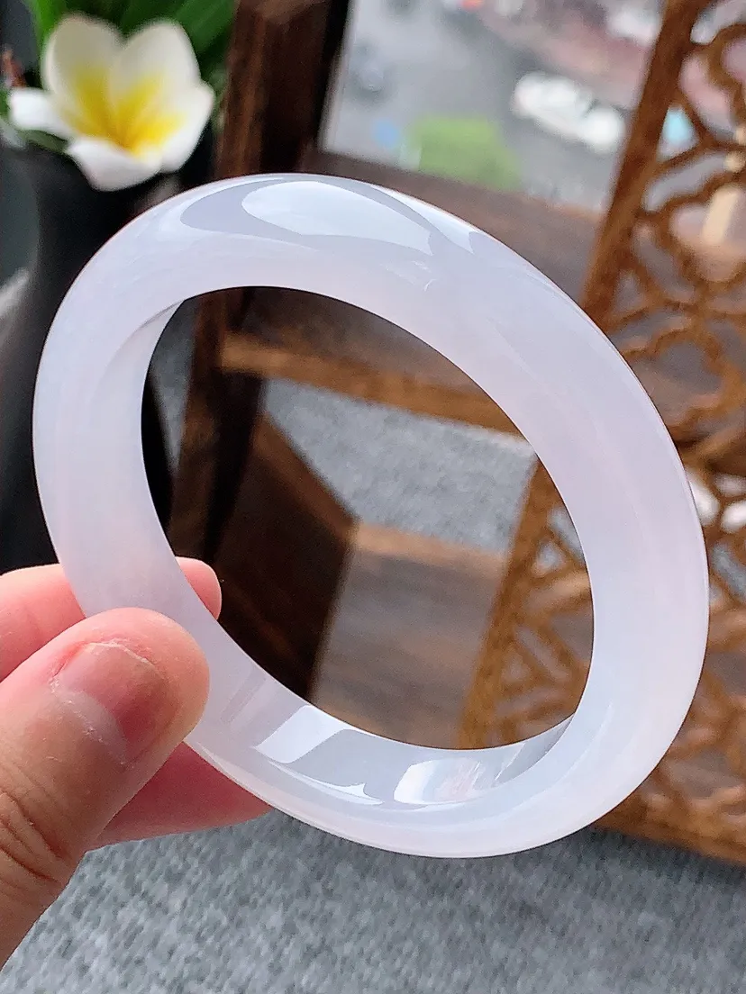 天然A货翡翠白月光正装正圈手镯55-56圈口尺寸55.5×11.3×8.3mm 重量55.46g 0