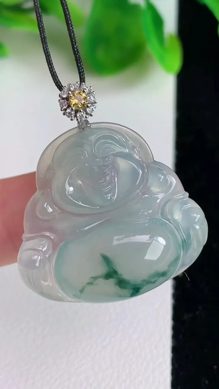 天然A货翡翠种飘花佛公吊坠，尺寸26-28.7-6，重:7.02g
6月21日
