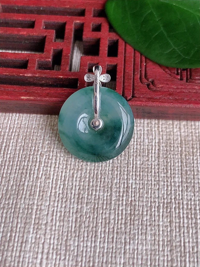 天然A货翡翠18K飘花平安扣吊坠尺寸21.3×16.5×4.5m量2.80g 0621