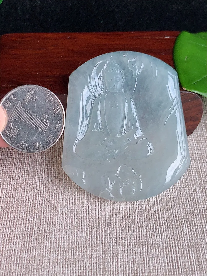 天然A货翡翠晴水一刀切大日如来吊坠尺寸55×46.3×4.2m量24.83g 0621
