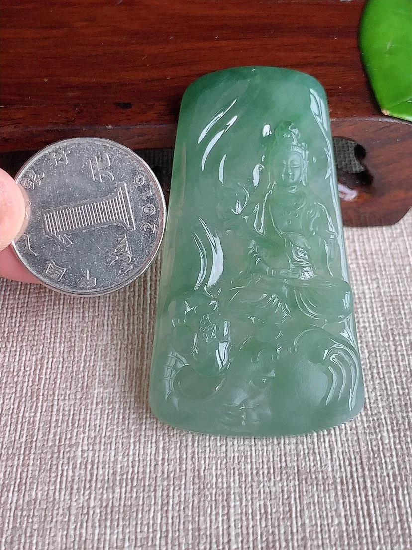 天然A货翡翠飘花普贤菩萨吊坠尺寸58×31.6×5.8m量24.13g 0621