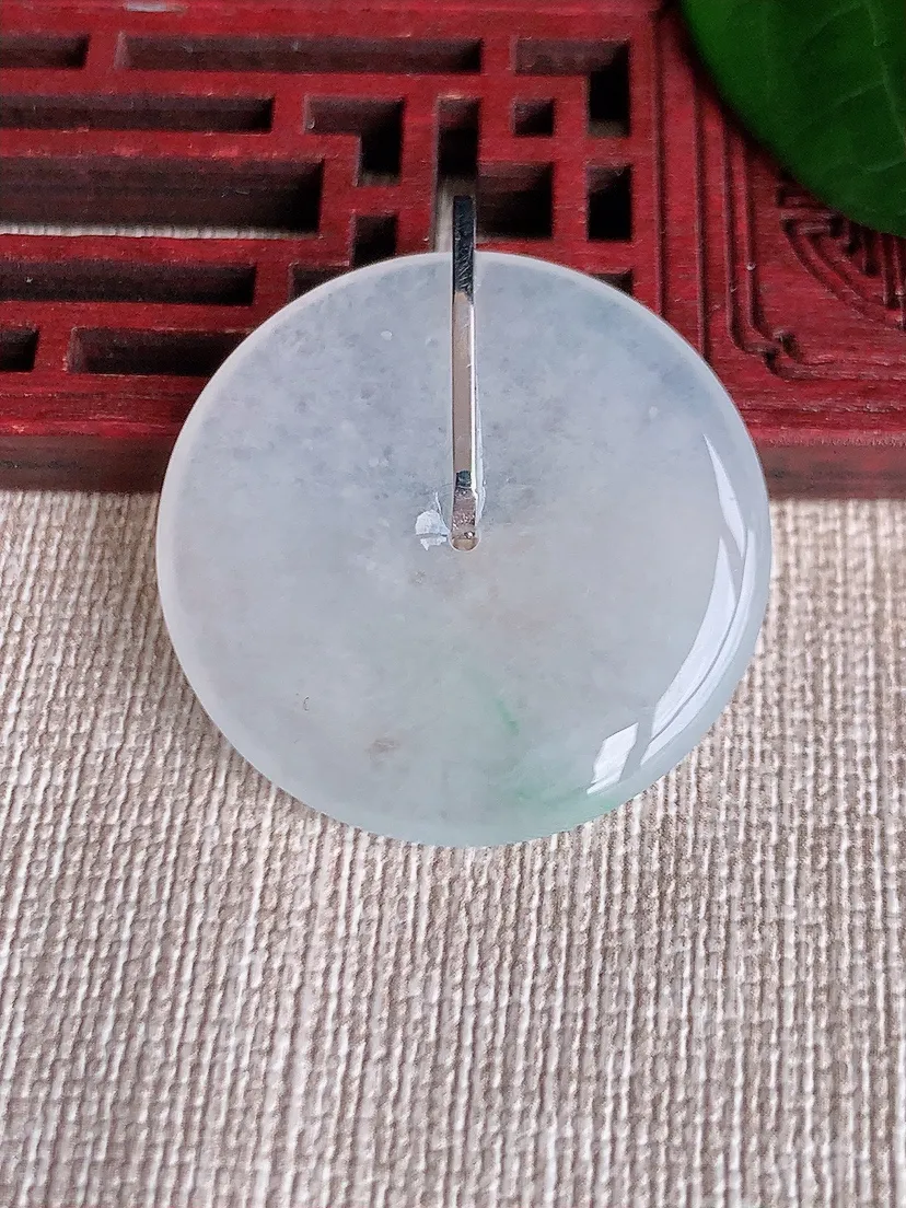 天然A货翡翠18K白月光平安扣吊坠尺寸31.2×4.5m量10.24g 0621
