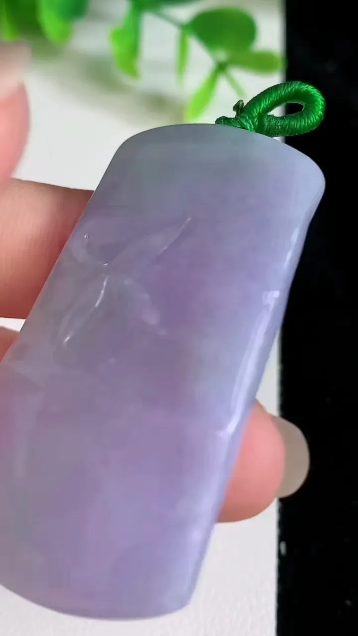 天然A货翡翠春带彩紫罗兰竹节吊坠，尺寸50-27-5.2，重量:19.07g
6月22日
