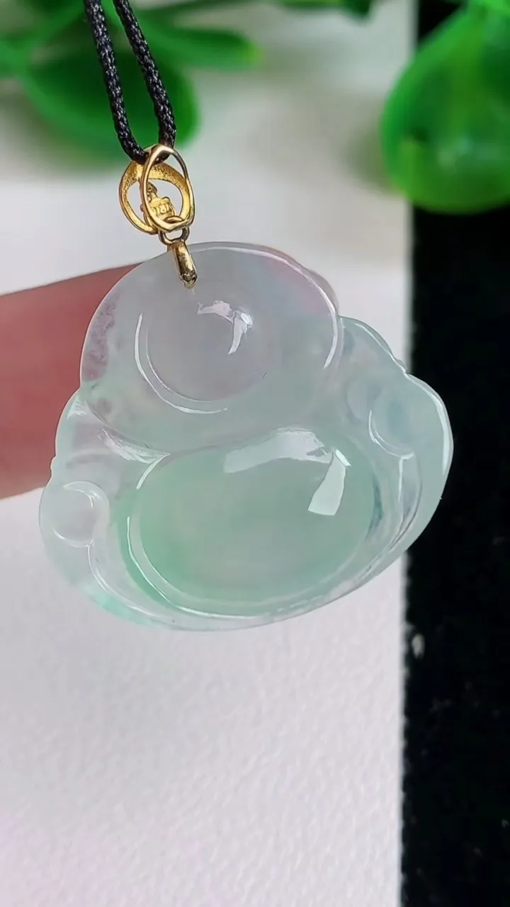 天然A货翡翠佛公吊坠，尺寸23-25-5.5，重量:4.69g
6月22日