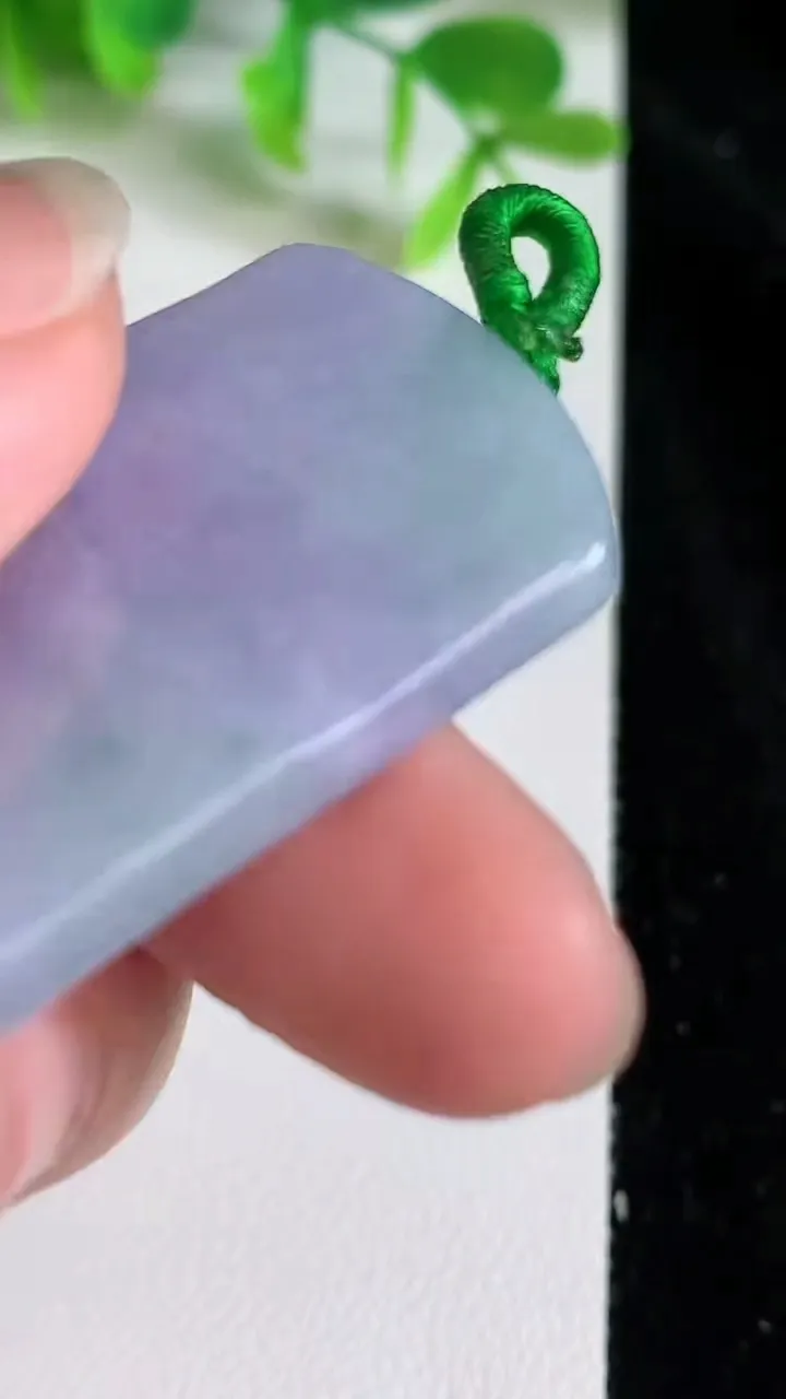 天然A货翡翠春带彩紫罗兰竹节吊坠，尺寸50-27-5.2，重量:19.07g
6月22日