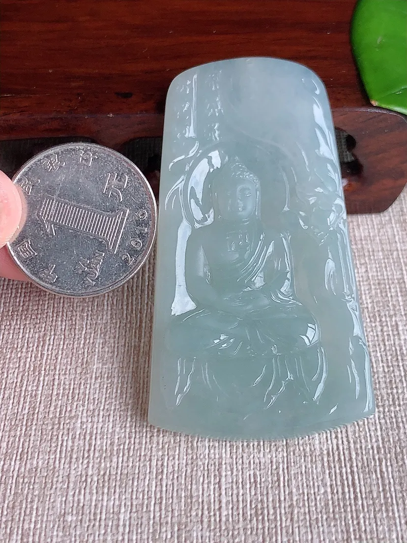 天然A货翡翠冰润晴底大日如来吊坠尺寸62.8×34.2×4.6m量24.46g 0621